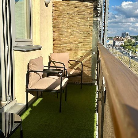 Apartment Ceskomoravska - O2 Arena Prag Exterior foto
